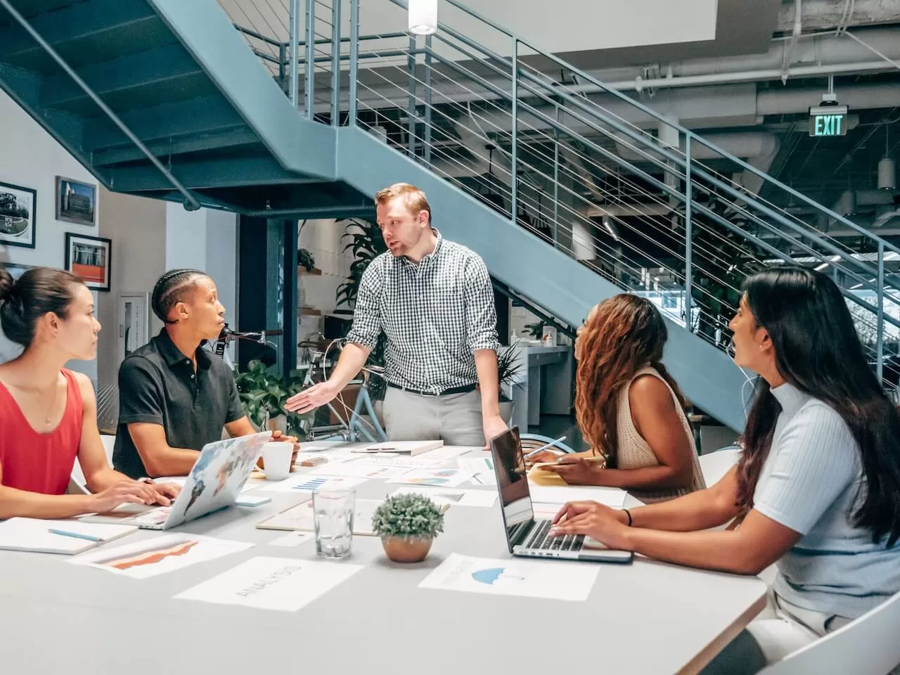 Understanding the Distinction Between Branding and Marketing